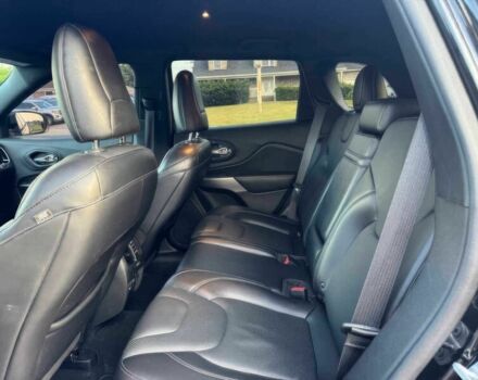 Черный Джип Чероки, объемом двигателя 2 л и пробегом 44 тыс. км за 8700 $, фото 12 на Automoto.ua