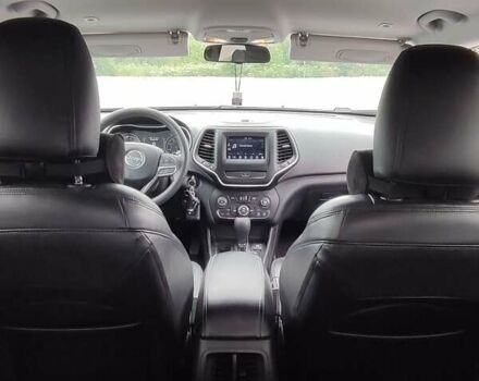 Черный Джип Чероки, объемом двигателя 2.4 л и пробегом 125 тыс. км за 15300 $, фото 6 на Automoto.ua