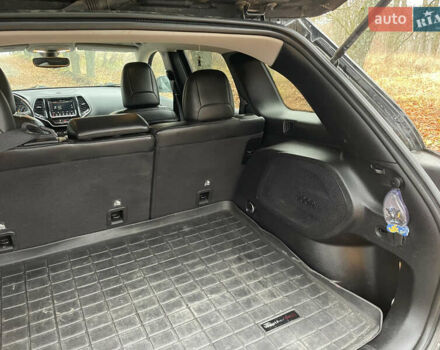 Черный Джип Чероки, объемом двигателя 3.24 л и пробегом 126 тыс. км за 18500 $, фото 8 на Automoto.ua