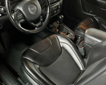 Черный Джип Чероки, объемом двигателя 2.36 л и пробегом 152 тыс. км за 15150 $, фото 26 на Automoto.ua