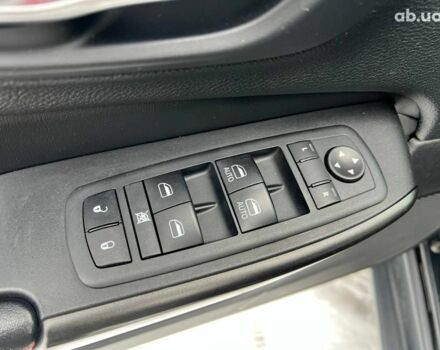 Черный Джип Чероки, объемом двигателя 3.2 л и пробегом 116 тыс. км за 22440 $, фото 15 на Automoto.ua