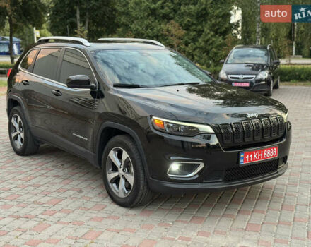 Чорний Джип Cherokee, об'ємом двигуна 3.2 л та пробігом 111 тис. км за 16700 $, фото 6 на Automoto.ua