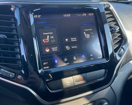 Чорний Джип Cherokee, об'ємом двигуна 2.36 л та пробігом 34 тис. км за 18000 $, фото 21 на Automoto.ua