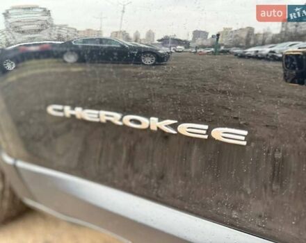 Черный Джип Чероки, объемом двигателя 2.36 л и пробегом 102 тыс. км за 18990 $, фото 9 на Automoto.ua