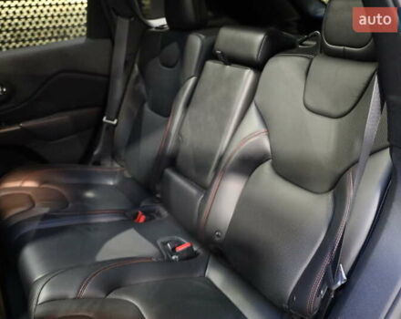 Черный Джип Чероки, объемом двигателя 2.36 л и пробегом 211 тыс. км за 21500 $, фото 35 на Automoto.ua