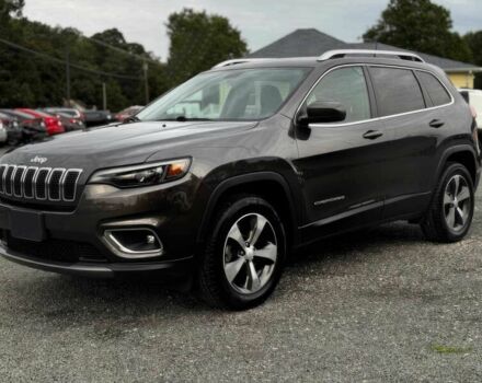 Черный Джип Чероки, объемом двигателя 3.2 л и пробегом 33 тыс. км за 11000 $, фото 2 на Automoto.ua