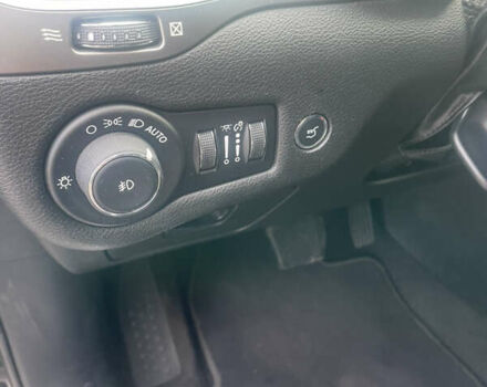 Черный Джип Чероки, объемом двигателя 2.36 л и пробегом 166 тыс. км за 16000 $, фото 20 на Automoto.ua