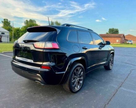 Черный Джип Чероки, объемом двигателя 2 л и пробегом 44 тыс. км за 8700 $, фото 6 на Automoto.ua