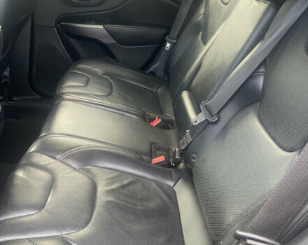 Черный Джип Чероки, объемом двигателя 2.36 л и пробегом 166 тыс. км за 16000 $, фото 13 на Automoto.ua