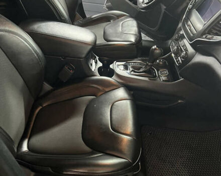 Черный Джип Чероки, объемом двигателя 2.36 л и пробегом 152 тыс. км за 15150 $, фото 18 на Automoto.ua