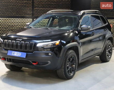 Черный Джип Чероки, объемом двигателя 2.36 л и пробегом 211 тыс. км за 21500 $, фото 3 на Automoto.ua