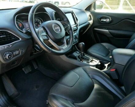 Черный Джип Чероки, объемом двигателя 2.4 л и пробегом 102 тыс. км за 12000 $, фото 6 на Automoto.ua