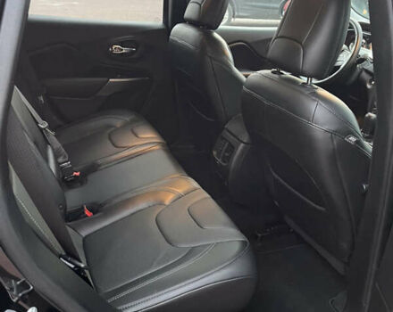 Чорний Джип Cherokee, об'ємом двигуна 2.36 л та пробігом 33 тис. км за 20500 $, фото 54 на Automoto.ua