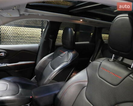 Черный Джип Чероки, объемом двигателя 2.36 л и пробегом 211 тыс. км за 21500 $, фото 26 на Automoto.ua