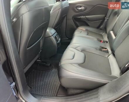 Чорний Джип Cherokee, об'ємом двигуна 2.36 л та пробігом 88 тис. км за 16800 $, фото 20 на Automoto.ua