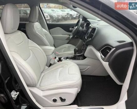 Черный Джип Чероки, объемом двигателя 2.36 л и пробегом 102 тыс. км за 18990 $, фото 14 на Automoto.ua