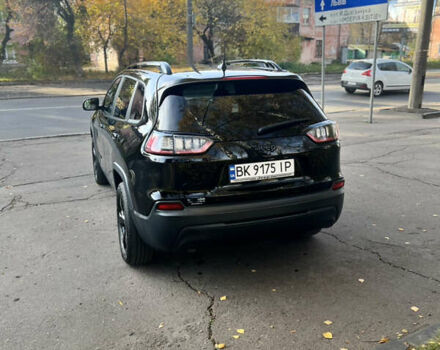 Черный Джип Чероки, объемом двигателя 2.36 л и пробегом 152 тыс. км за 15150 $, фото 13 на Automoto.ua