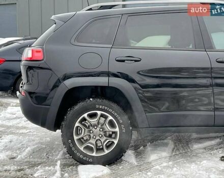 Чорний Джип Cherokee, об'ємом двигуна 3.2 л та пробігом 116 тис. км за 22440 $, фото 9 на Automoto.ua