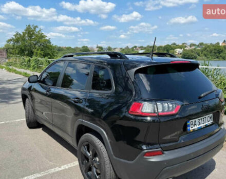 Черный Джип Чероки, объемом двигателя 3.24 л и пробегом 110 тыс. км за 17500 $, фото 3 на Automoto.ua