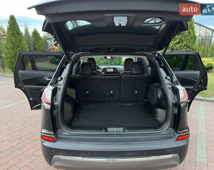 Чорний Джип Cherokee, об'ємом двигуна 2.36 л та пробігом 33 тис. км за 20500 $, фото 19 на Automoto.ua