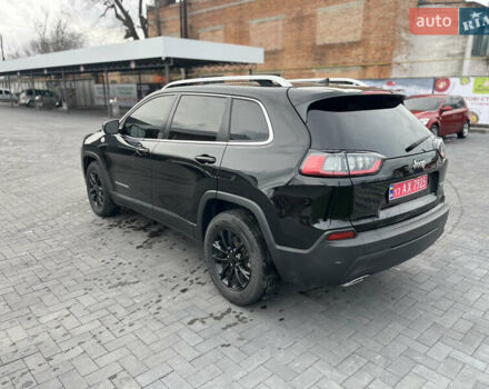 Чорний Джип Cherokee, об'ємом двигуна 3.24 л та пробігом 172 тис. км за 14999 $, фото 8 на Automoto.ua