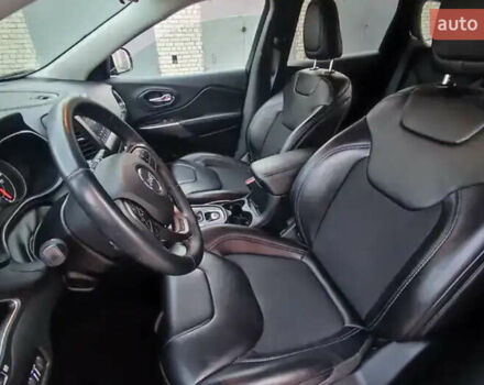 Черный Джип Чероки, объемом двигателя 3.24 л и пробегом 139 тыс. км за 24500 $, фото 9 на Automoto.ua