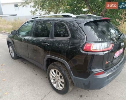 Джип Чероки 2019 в Киеве на Automoto.ua Черный Джип Чероки, объемом двигателя 2.4 л и пробегом 150 тыс. км за 11200 $, фото 4 на Automoto.ua