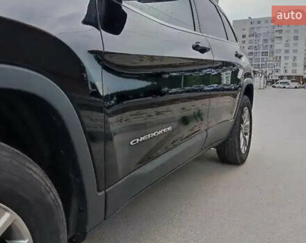 Черный Джип Чероки, объемом двигателя 3.24 л и пробегом 139 тыс. км за 24500 $, фото 2 на Automoto.ua