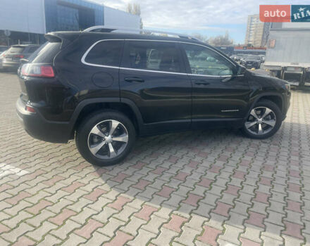 Черный Джип Чероки, объемом двигателя 2.36 л и пробегом 166 тыс. км за 16000 $, фото 4 на Automoto.ua