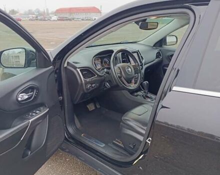 Чорний Джип Cherokee, об'ємом двигуна 2 л та пробігом 93 тис. км за 17300 $, фото 13 на Automoto.ua