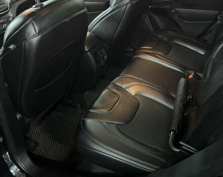 Черный Джип Чероки, объемом двигателя 2.36 л и пробегом 152 тыс. км за 15150 $, фото 28 на Automoto.ua