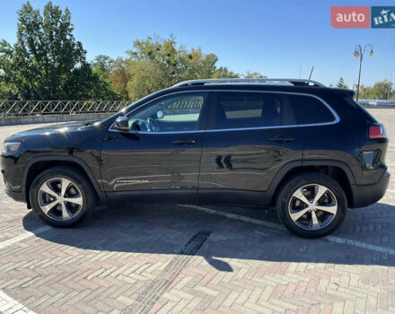 Черный Джип Чероки, объемом двигателя 3.24 л и пробегом 90 тыс. км за 21000 $, фото 6 на Automoto.ua