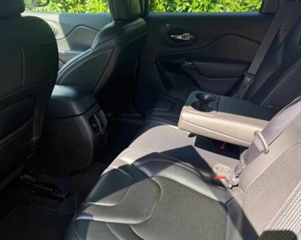 Чорний Джип Cherokee, об'ємом двигуна 0 л та пробігом 57 тис. км за 8700 $, фото 6 на Automoto.ua