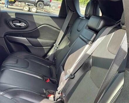 Джип Чероки 2019 в Ужгороде на Automoto.ua Черный Джип Чероки, объемом двигателя 3.2 л и пробегом 62 тыс. км за 12000 $, фото 13 на Automoto.ua