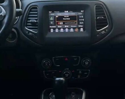 Чорний Джип Cherokee, об'ємом двигуна 2.4 л та пробігом 95 тис. км за 14700 $, фото 11 на Automoto.ua