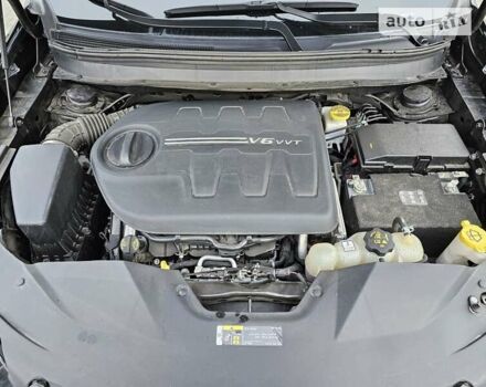 Черный Джип Чероки, объемом двигателя 3.24 л и пробегом 39 тыс. км за 21999 $, фото 19 на Automoto.ua