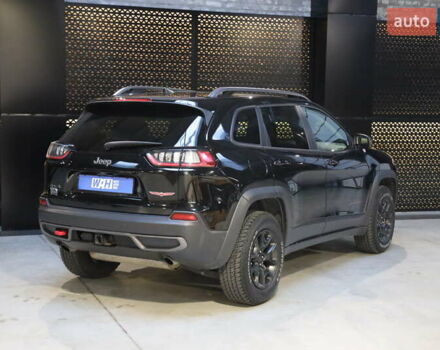 Черный Джип Чероки, объемом двигателя 2.36 л и пробегом 211 тыс. км за 21500 $, фото 4 на Automoto.ua