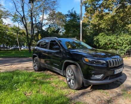 Черный Джип Чероки, объемом двигателя 2 л и пробегом 80 тыс. км за 20500 $, фото 3 на Automoto.ua