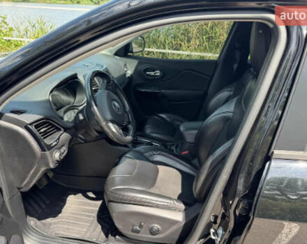 Черный Джип Чероки, объемом двигателя 3.24 л и пробегом 110 тыс. км за 17500 $, фото 5 на Automoto.ua