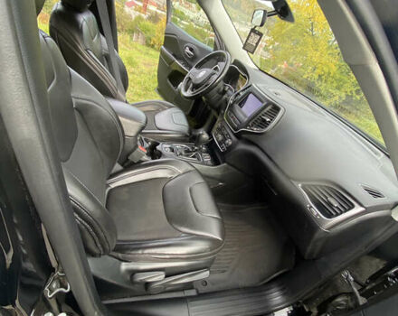 Черный Джип Чероки, объемом двигателя 2.36 л и пробегом 54 тыс. км за 18900 $, фото 9 на Automoto.ua