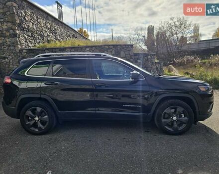 Чорний Джип Cherokee, об'ємом двигуна 3.24 л та пробігом 156 тис. км за 20500 $, фото 4 на Automoto.ua