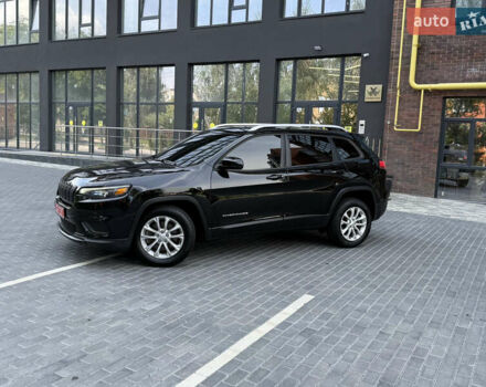 Черный Джип Чероки, объемом двигателя 2.36 л и пробегом 131 тыс. км за 17200 $, фото 2 на Automoto.ua