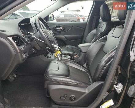 Чорний Джип Cherokee, об'ємом двигуна 2.4 л та пробігом 70 тис. км за 4200 $, фото 6 на Automoto.ua