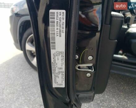 Чорний Джип Cherokee, об'ємом двигуна 2.36 л та пробігом 149 тис. км за 2900 $, фото 12 на Automoto.ua