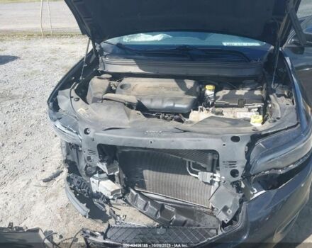 Чорний Джип Cherokee, об'ємом двигуна 2.4 л та пробігом 110 тис. км за 8900 $, фото 6 на Automoto.ua