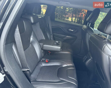 Черный Джип Чероки, объемом двигателя 2.36 л и пробегом 131 тыс. км за 17200 $, фото 23 на Automoto.ua