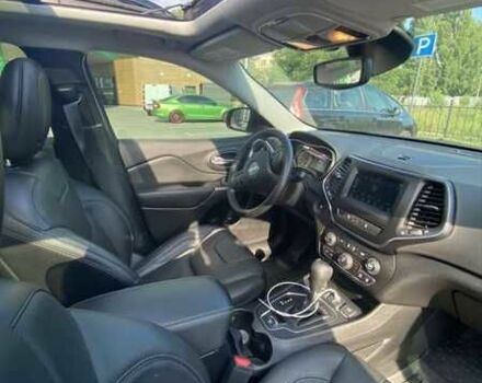 Чорний Джип Cherokee, об'ємом двигуна 3.2 л та пробігом 37 тис. км за 11000 $, фото 7 на Automoto.ua