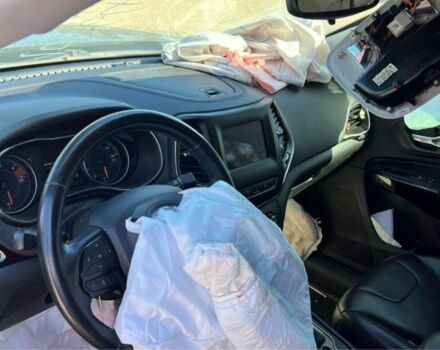 Чорний Джип Cherokee, об'ємом двигуна 2.4 л та пробігом 110 тис. км за 8900 $, фото 4 на Automoto.ua