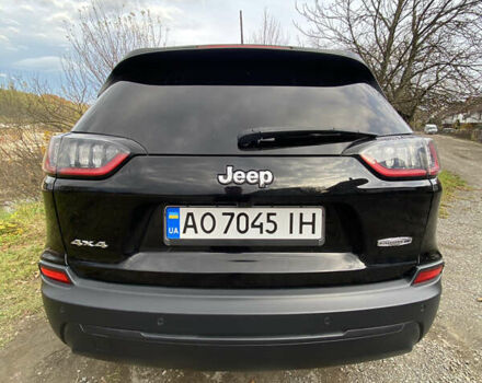 Черный Джип Чероки, объемом двигателя 2.36 л и пробегом 54 тыс. км за 18900 $, фото 3 на Automoto.ua