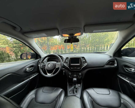 Черный Джип Чероки, объемом двигателя 2.36 л и пробегом 131 тыс. км за 17200 $, фото 25 на Automoto.ua